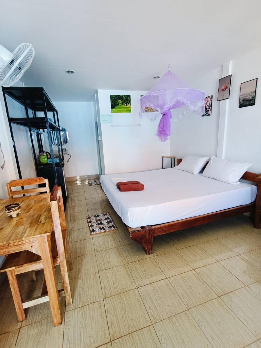 Baan Phuwamin Hotel Ko Lanta Buitenkant foto