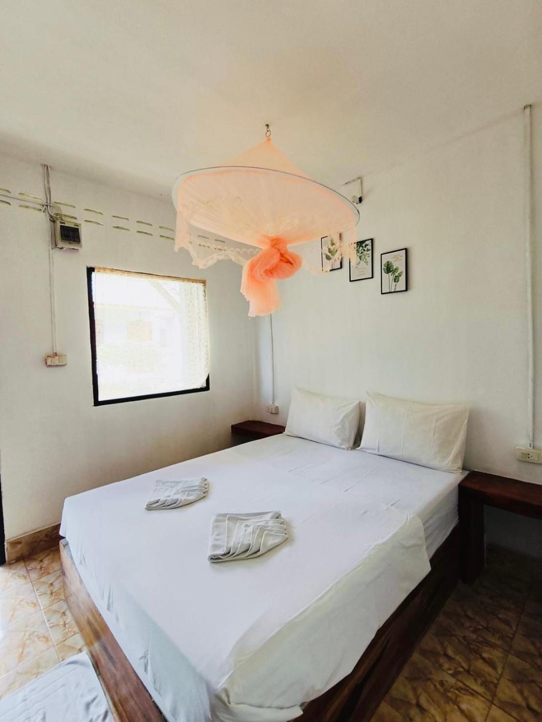 Baan Phuwamin Hotel Ko Lanta Buitenkant foto