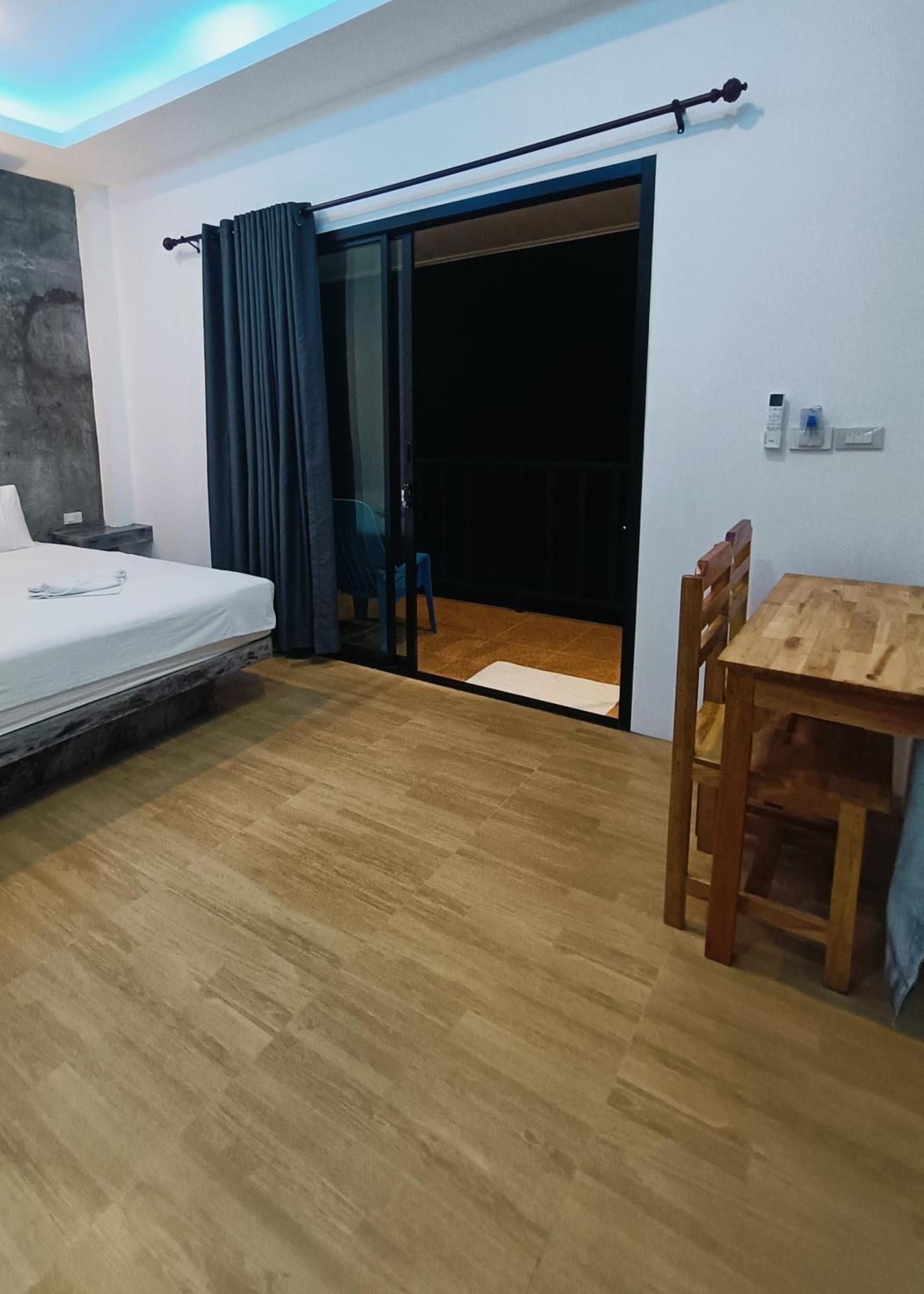 Baan Phuwamin Hotel Ko Lanta Kamer foto