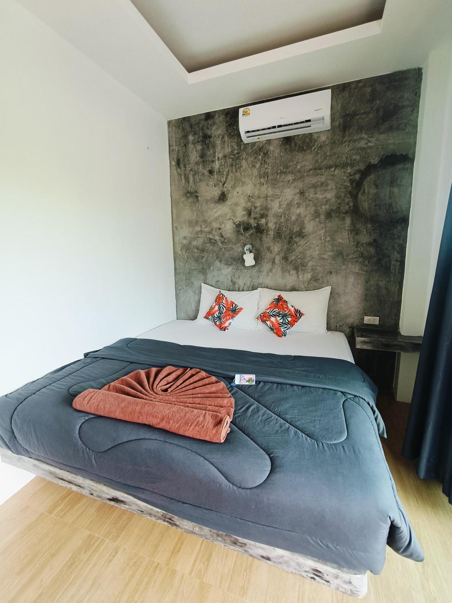 Baan Phuwamin Hotel Ko Lanta Kamer foto