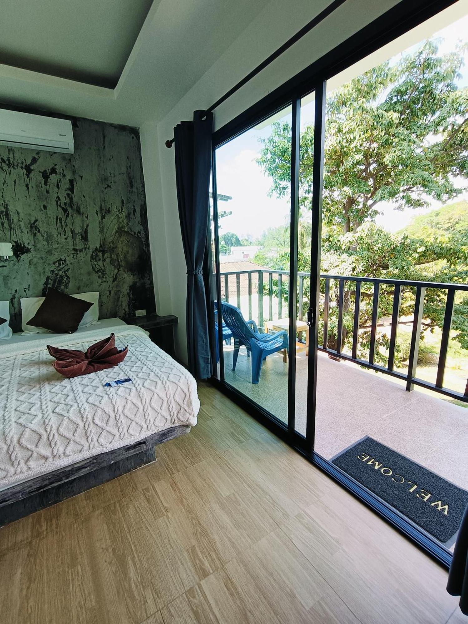 Baan Phuwamin Hotel Ko Lanta Kamer foto
