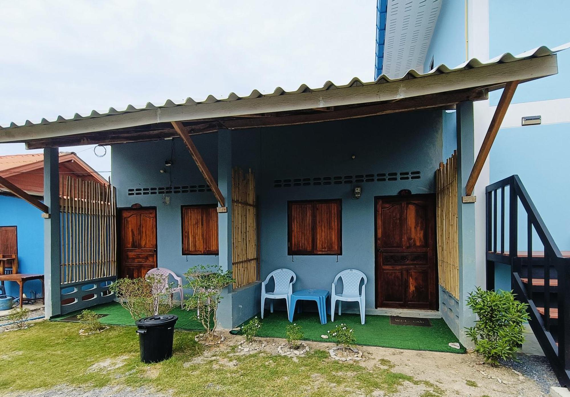 Baan Phuwamin Hotel Ko Lanta Kamer foto